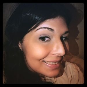 Meet your Posher, Cara